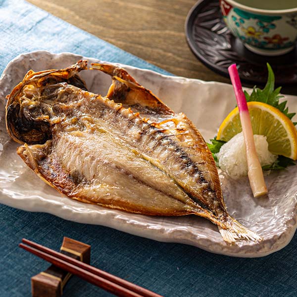 四代目弥平 真あじ開き100g×10枚(長崎産原料)【九州フェア】　商品画像1