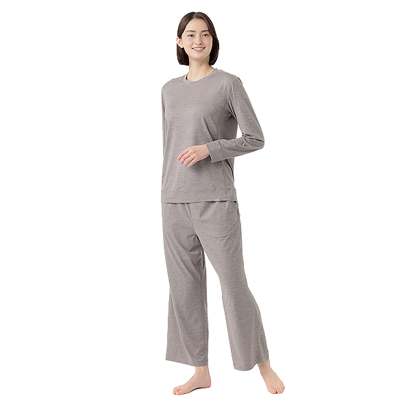 トップバリュ セリアント ソフトベア天竺 上下セット (サイズ：M / カラー：アッシュブラウン)【限定20点】 (お届け期間：5月7日〜5月10日)【母の日】　商品画像1