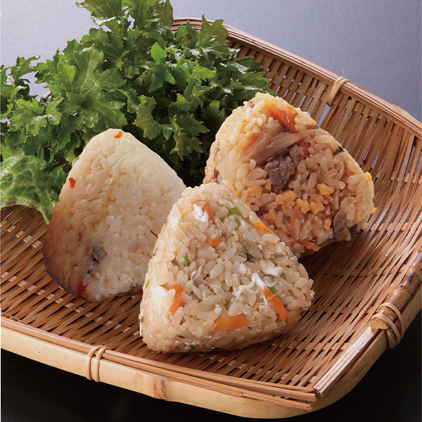 佐賀 かねすえ 九州おにぎり倶楽部 みつせ鶏おにぎり・鯛めしおにぎり・すきやきおにぎり各90g×4【九州フェア】【NN】 商品画像1
