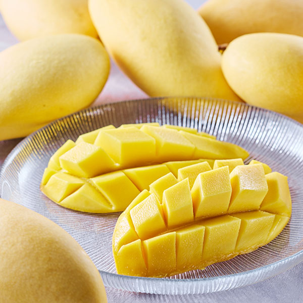 空輸直送 タイ産マンゴー(ナムドクマイ種) 8玉【お届け期間：5月1日〜6月15日】【GW】　商品画像1