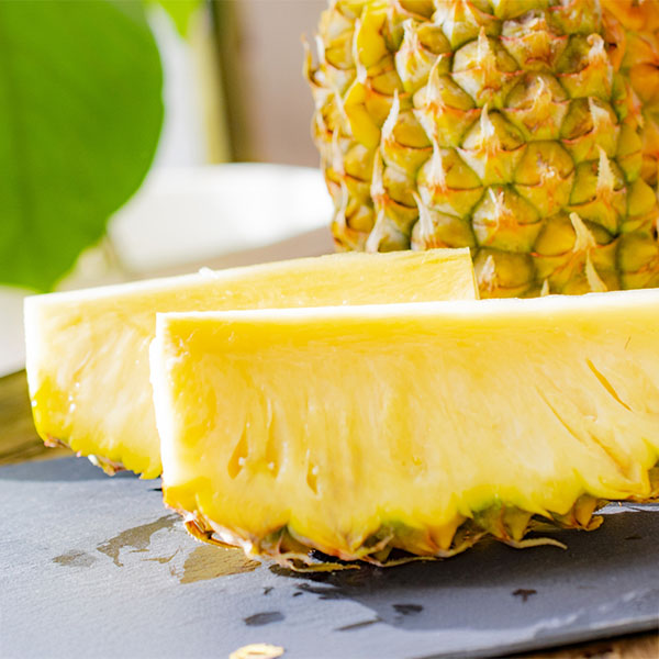 沖縄県(石垣島市)産アグロオーガ八重山フルーツ部会のボゴールパイン計1.5kg(2-3玉入り)【お届け期間:5月9日〜6月30日】【旬鮮便】【NN】　商品画像1