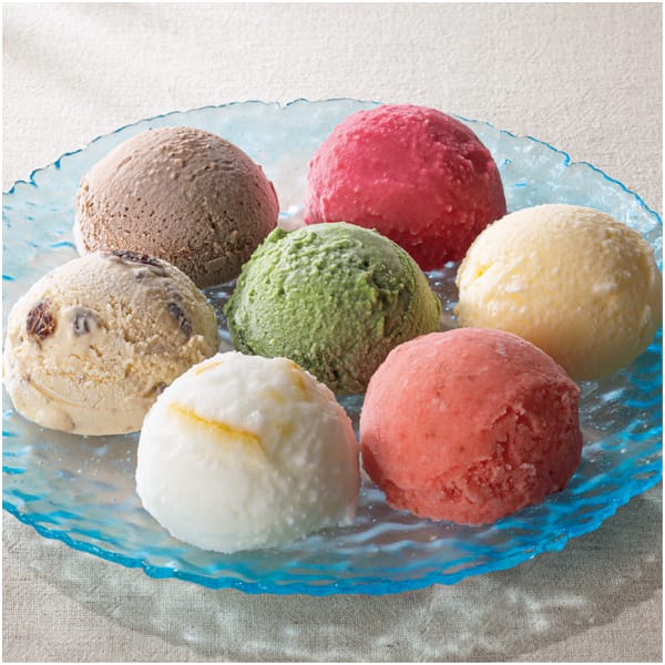 高知 久保田食品 おすすめカップ12個セット アイスクリーム(バニラ・抹茶・苺・ごま 他)・シャーベット(苺・皮入り柚子・すもも 他)・南国土佐ジローアイスクリン【従業員感謝WEEK】【NN】　商品画像1