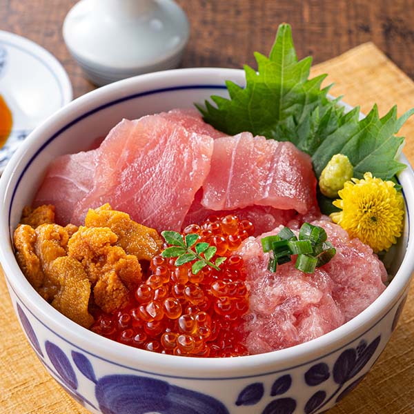 海鮮セット(まぐろ・いくら・うに)【お届け期間：8月7日〜8月13日】【お盆ごちそう特集】　商品画像1