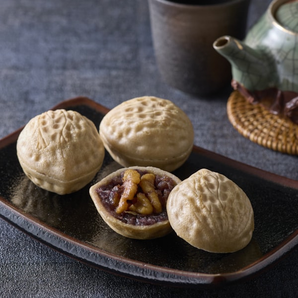 中津菓子かねい くるみ最中10個入【おいしいお取り寄せ】　商品画像1