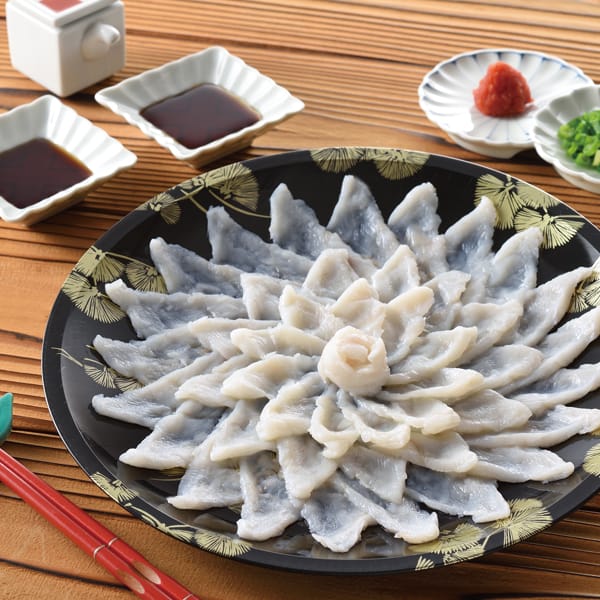山口 ヤマモ水産 天然国産真ふぐ刺身満足セット(4〜5人前)真ふぐ刺身120g、味付けポン酢14ml×5、もみじおろし3g×5【お届け期間:11月11日〜1月10日】【旬鮮便】【NN】 商品画像1