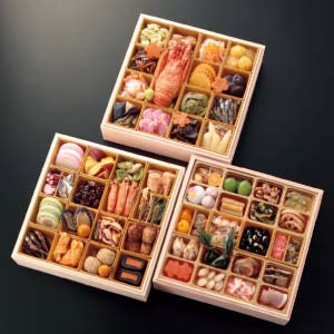 京都料亭 うお寿・藤かわ・みのり 京都料亭コラボおせち三段重【4〜5人前・64品目】【イオンのおせち】
