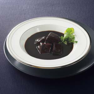 名古屋「kitchen俊貴」監修 黒毛和牛ビーフシチュー＆牛タンシチューセット【冬の贈りもの・お歳暮】[KTBT-GPM]