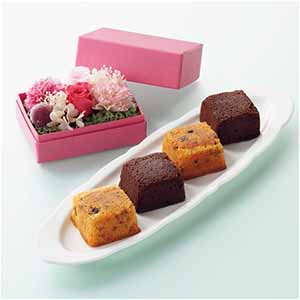 ホテルオークラ フルーツ＆チョコレートケーキとプリザーブドフラワー【母の日】