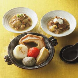 赤玉本店 金澤おでん5種と牛すじ煮込み(醤油味・味噌味)セット【冬の贈りもの・お歳暮】