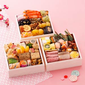 赤坂あじさい 桜5.5寸三段重【3人前・38品目】【イオンのおせち】