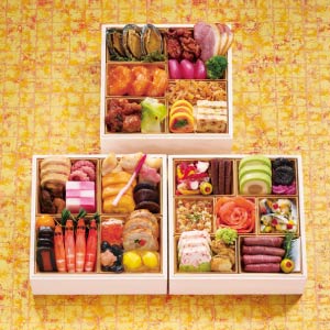 ハイアット リージェンシー 東京 和洋中三段重「香寿」【3〜4人前・41品目】【イオンのおせち】