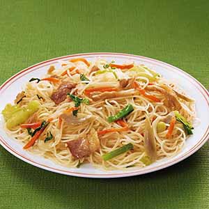 ケンミン 焼ビーフン 五目 180g×2食入り(L6629)【サクワ】