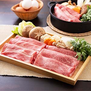 旬とごちそうコース「お肉・海鮮・果物」　滋賀県産 近江牛すきやき用食べ比べセット(かたロース、かた) 600g