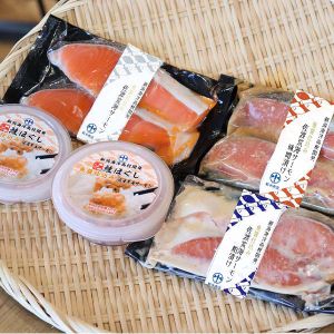 新潟県 能水商店 にいがた佐渡荒海サーモンセット 魚醤仕込み佐渡荒海サーモン(70g×2切入)、魚醤仕込み佐渡荒海サーモン味噌漬け(70g×2切入)他【夏の贈りもの・お中元】【KN】