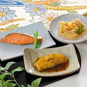 なだ万 レンジで簡単!料亭の魚惣菜詰め合せ [YN-5B]【お届け期間：9月12日〜9月15日】(L7718)【敬老の日】【サクワ】【直送】