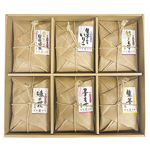 広島県尾道市 小さな油紙佃煮6品セット 昔ながらの昆布佃煮160g×1、特上しそ昆布160g×1、生姜入りいりこ100g×1、味の花100g×1、子もち昆布160g×1、生姜昆布160g×1【NN】