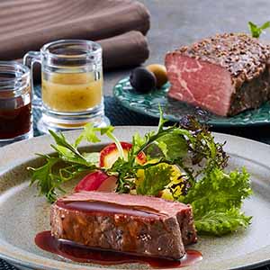 「TERAKOYA」 監修 2種のソースで味わうローストビーフ(L7859)【イオンのクリスマス】