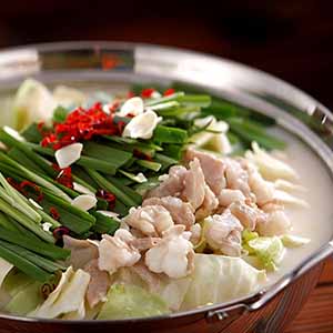 福岡 博多 とんこつもつ鍋 3〜4人前(L7901)【サクワ】【直送】