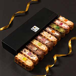 R.L waffle cake 12月限定ワッフルケーキ 10個入【イオンのクリスマス】