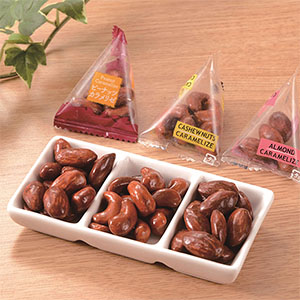 大阪竹新 ナッツカラメリゼアソート ナッツカラメリゼ(アーモンド、カシューナッツ、落花生)計500g【冬の贈りもの・お歳暮】【NN】