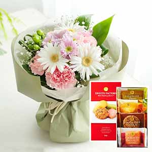 お供えスタンディングブーケ「ほのか」(ピンク)お菓子セット【花】【年間ギフト】