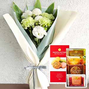 お供え花束「おもいびより」(グリーン)お菓子セット【花】【年間ギフト】