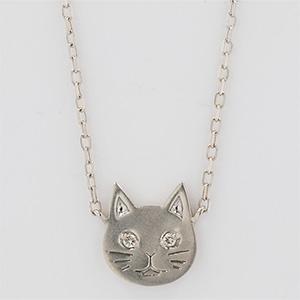 プラチナダイヤネコネックレス【限定50点】 (お届け期間：5月7日〜5月10日)【母の日】