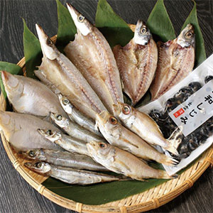 島根 渡邊水産 山陰 開運ひものセット(えてかれい2枚、沖きす丸干し、開きあじ2枚、のどぐろ丸干し、かます開き2枚、大和しじみ(冷凍、宍道湖産))【NN】